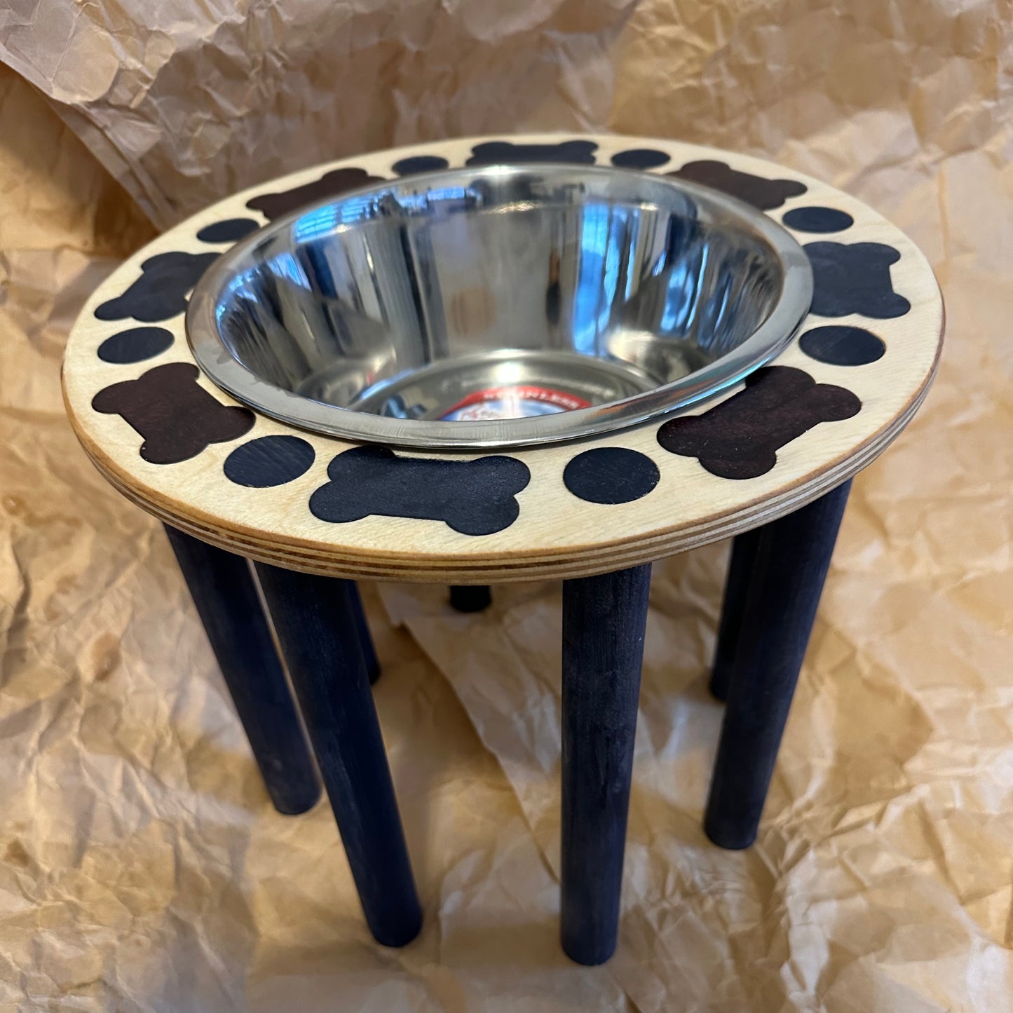 Baltic Birch Single 2 qt 10" raised feeder with blue maple legs Bone Inlay