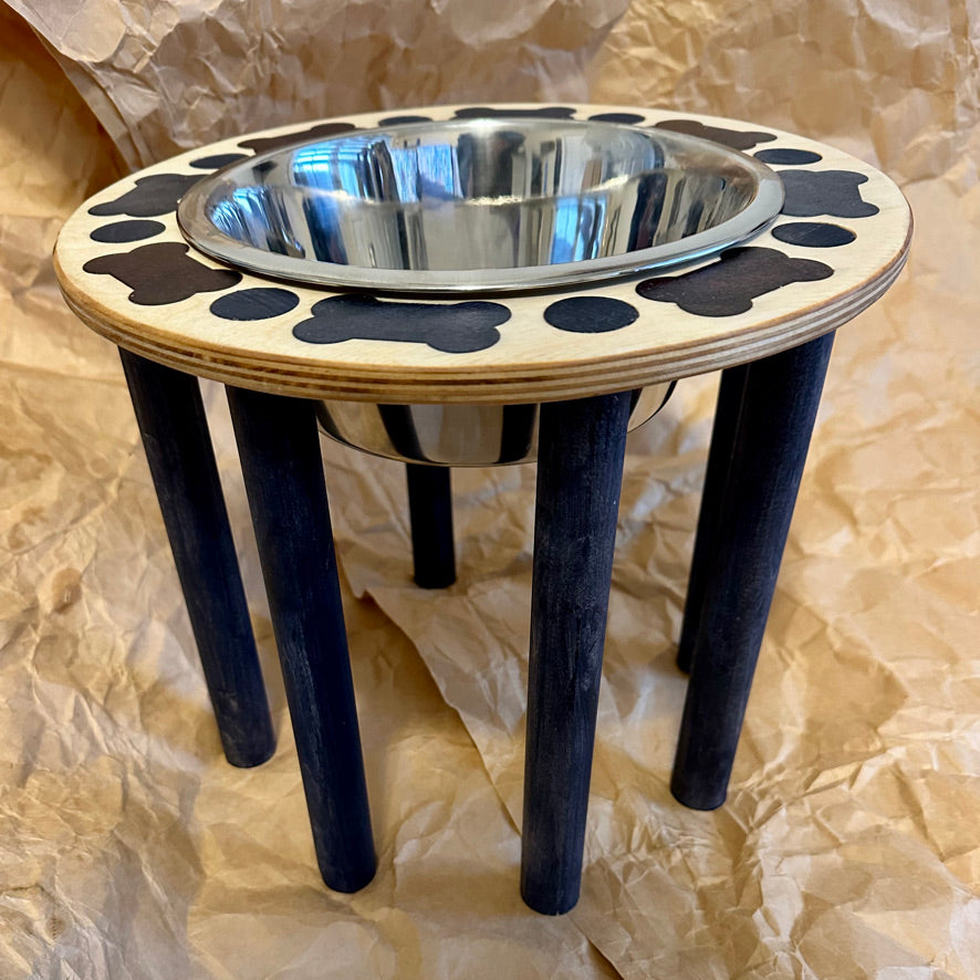Baltic Birch Single 2 qt 10" raised feeder with blue maple legs Bone Inlay
