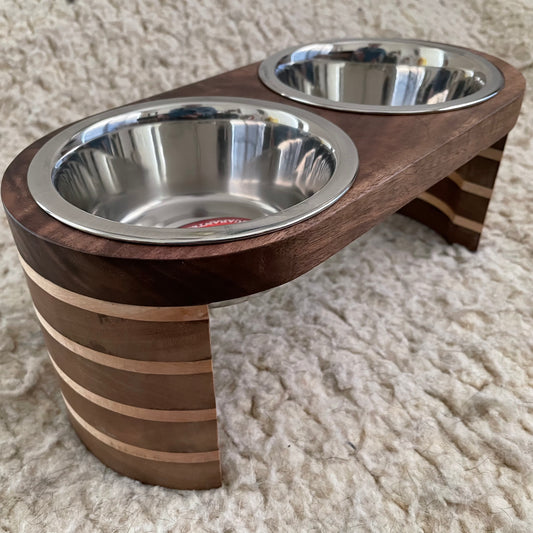 Walnut and Maple small 1 pt Raised Feeder