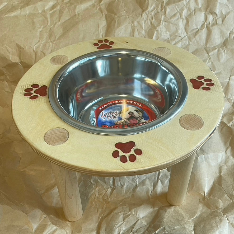 Baltic Birch Single 1 qt 6" raised feeder with maple legs ruby paws